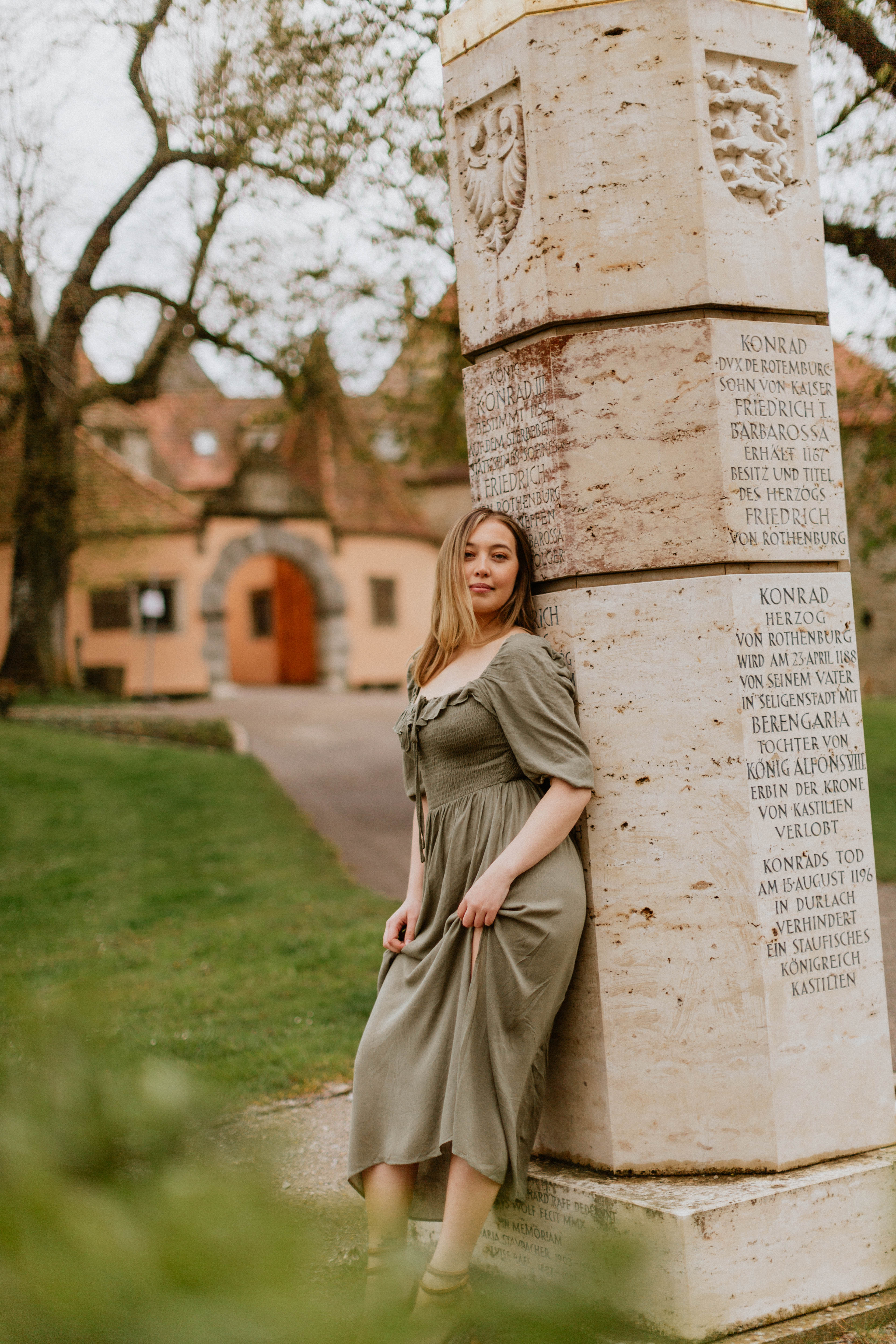 https://steamfoxphotography.com/wp-content/uploads/2022/01/steamfox_photography-web-miss_china-rothenburg_ob_der_tauber-boudoir_photography-bavaria_germany-15.jpg