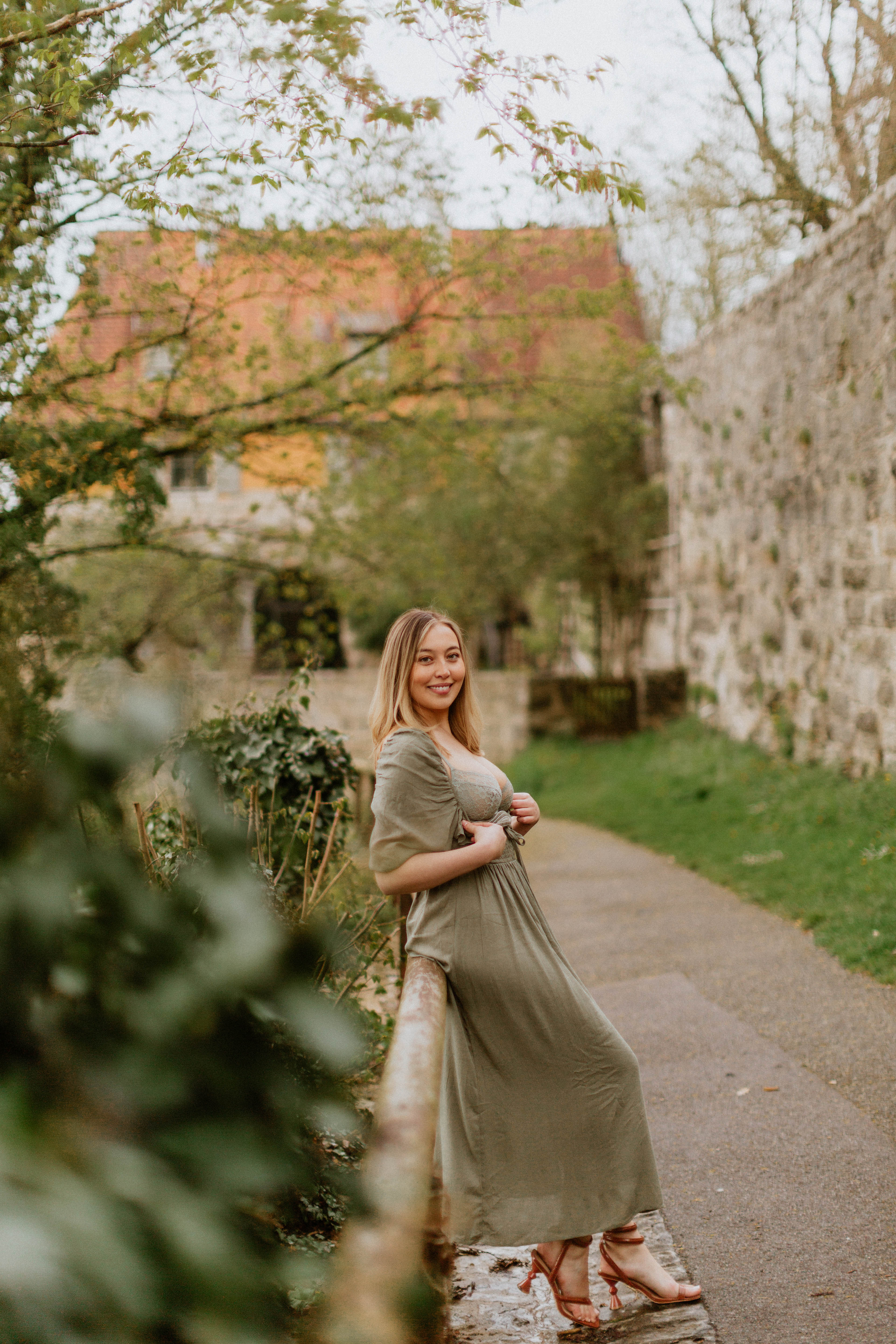 https://steamfoxphotography.com/wp-content/uploads/2022/01/steamfox_photography-web-miss_china-rothenburg_ob_der_tauber-boudoir_photography-bavaria_germany-21.jpg