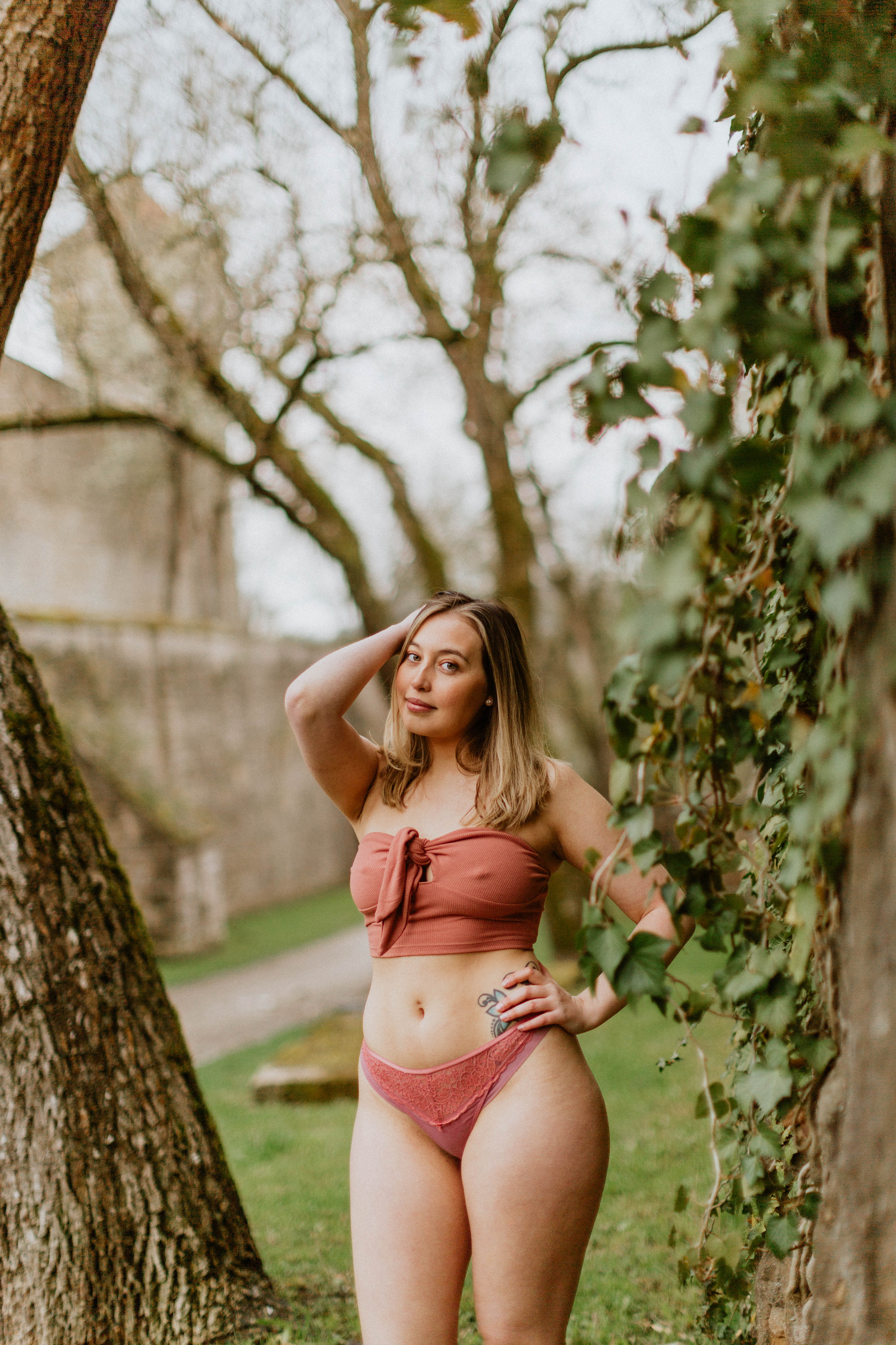 https://steamfoxphotography.com/wp-content/uploads/2022/01/steamfox_photography-web-miss_china-rothenburg_ob_der_tauber-boudoir_photography-bavaria_germany-48.jpg