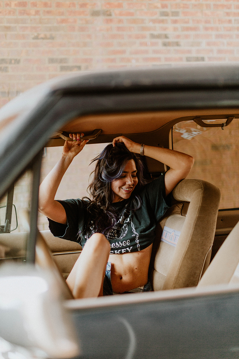 https://steamfoxphotography.com/wp-content/uploads/2022/12/steamfox_photography-web-cornelia_fort_airport-boudoir_photography-nashville_tennessee-ford_bronco-car_wash-52.jpg